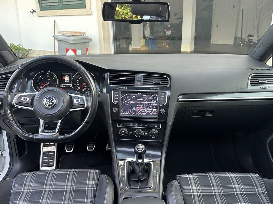Volkswagen Golf — fotografia 7