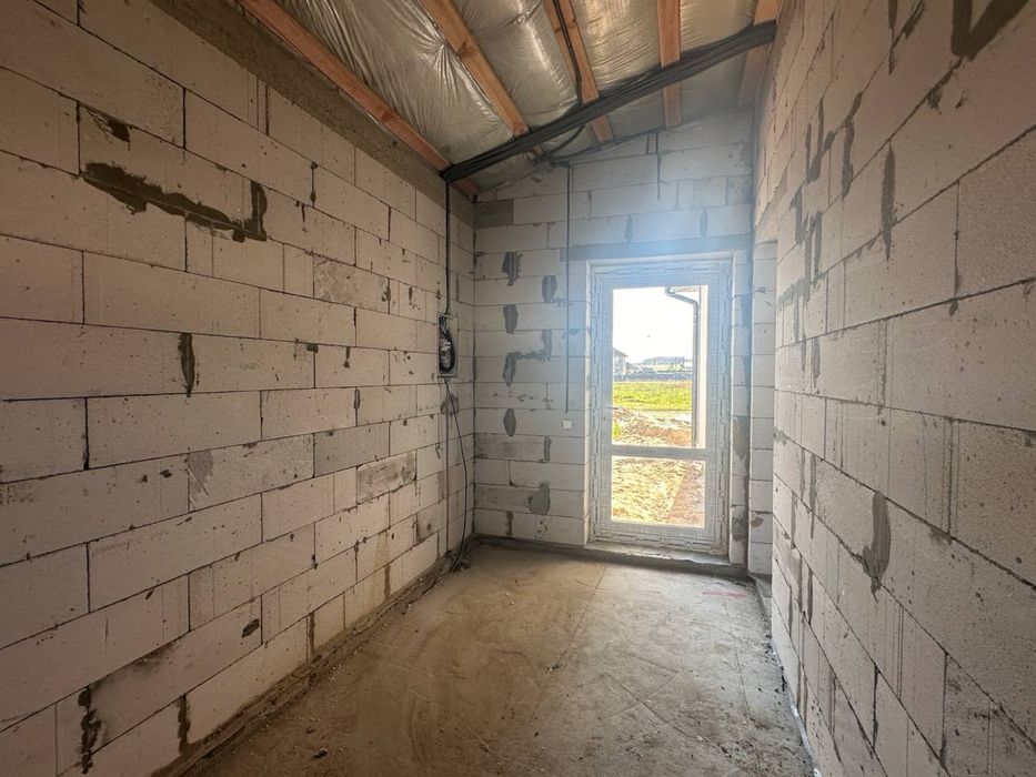 Продам окремий будинок 105 м.кв., 7,5 соток  - 75000 $