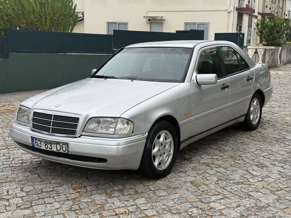 Mercedes benz c200