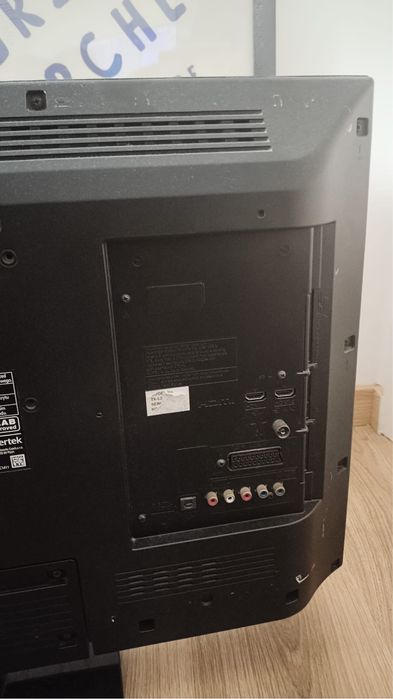 Panasonic Television 32 Inches