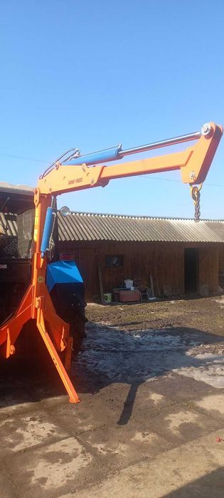 Навантажувач Фаворит МНФ-1500