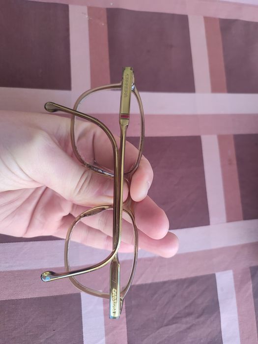 Armação Carrera muito bom estado