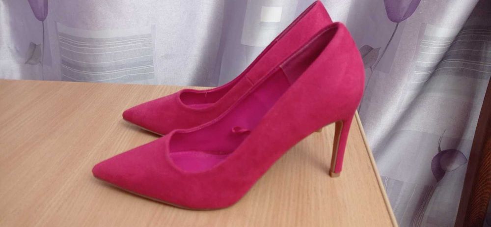 Туфлі жіночі 38р RESERVED нові, колір рожевий