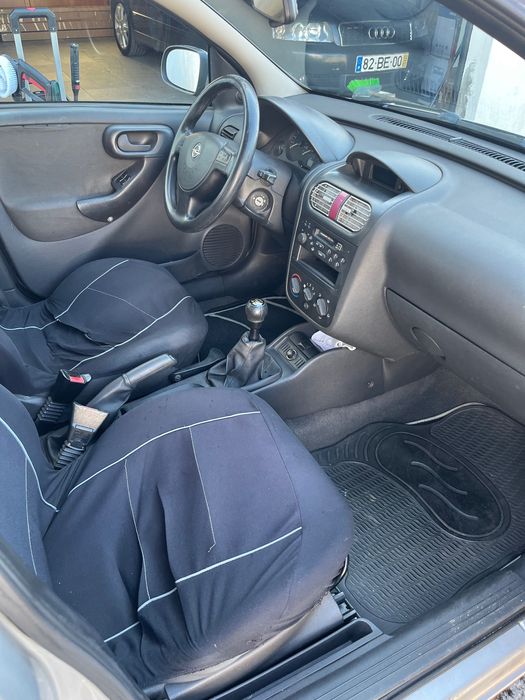 Opel Corsa 1.2 5 Portas