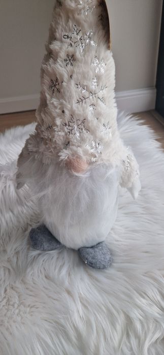 Nowy biały skrzat krasnal