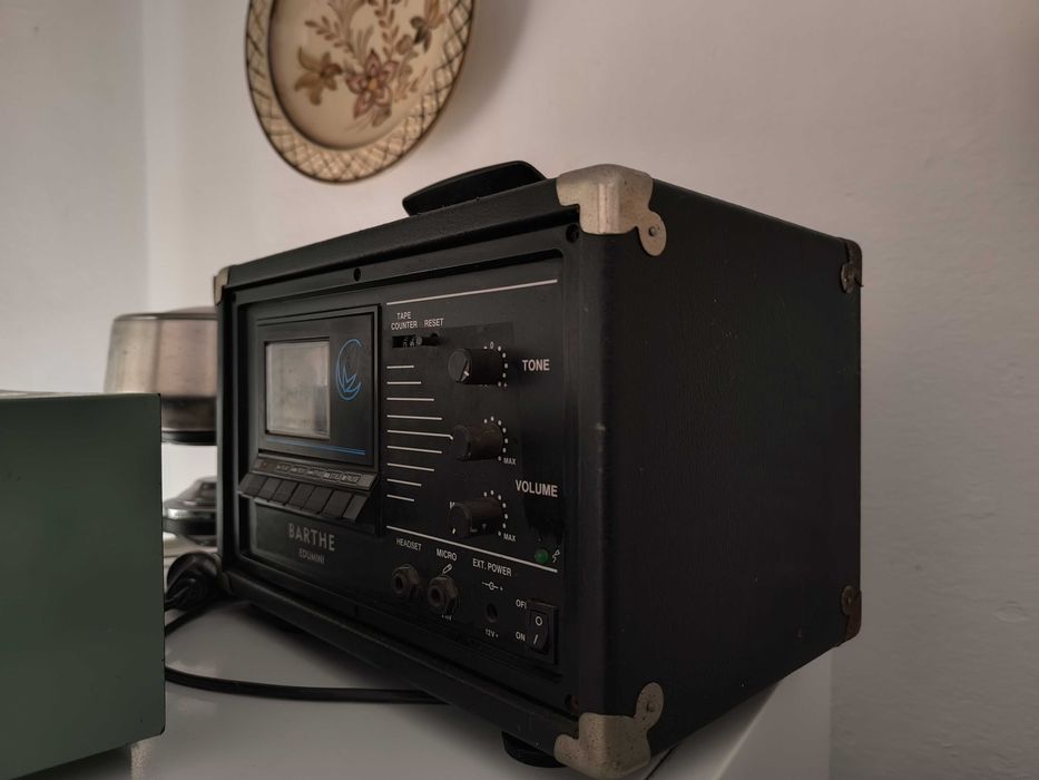 Rádio antigo a funcionar