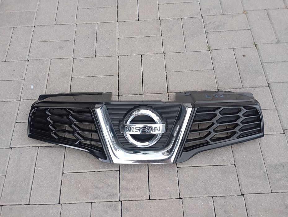 Grill atrapa zderzaka przód Nissan Qashqai j10 Lift grill logo atrapa przód przednia Nissan Qashqai j10 Lift