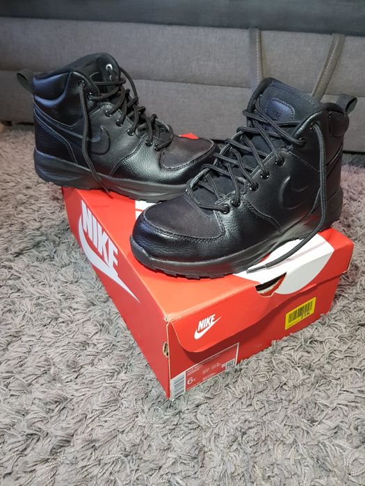 Buty zimowe nike 38.5