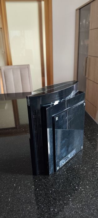 PS3 fat desbloqueada com jogos e comando original