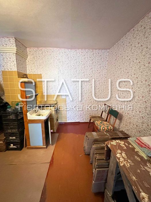 Продаж частини будинку біля стадіону Ворскла.