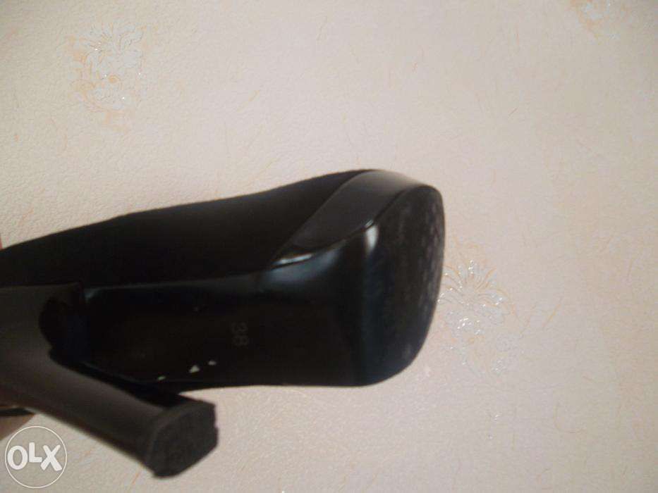 Кожаные замшевые туфли 38размер.