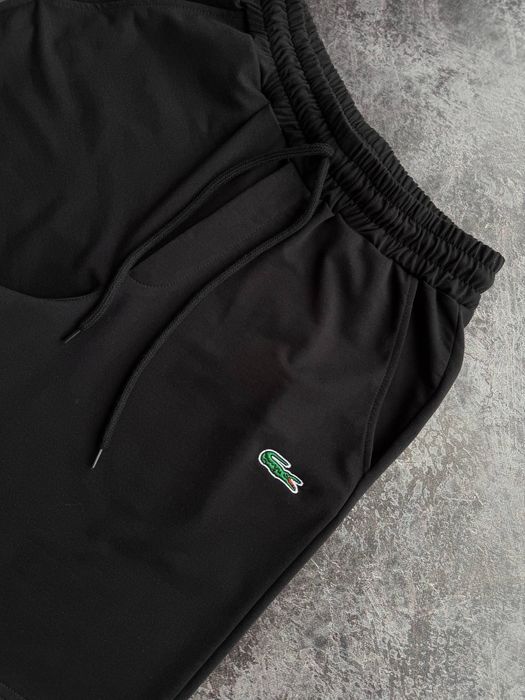 Шорти базові Lacoste