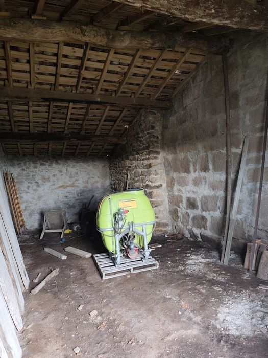 Moradia rústica para venda