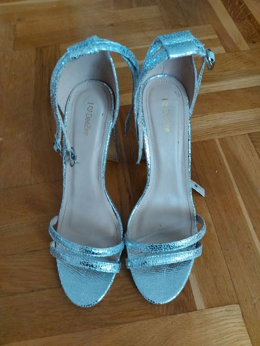 Sandałki na słupku obcas Deezee rozm 39