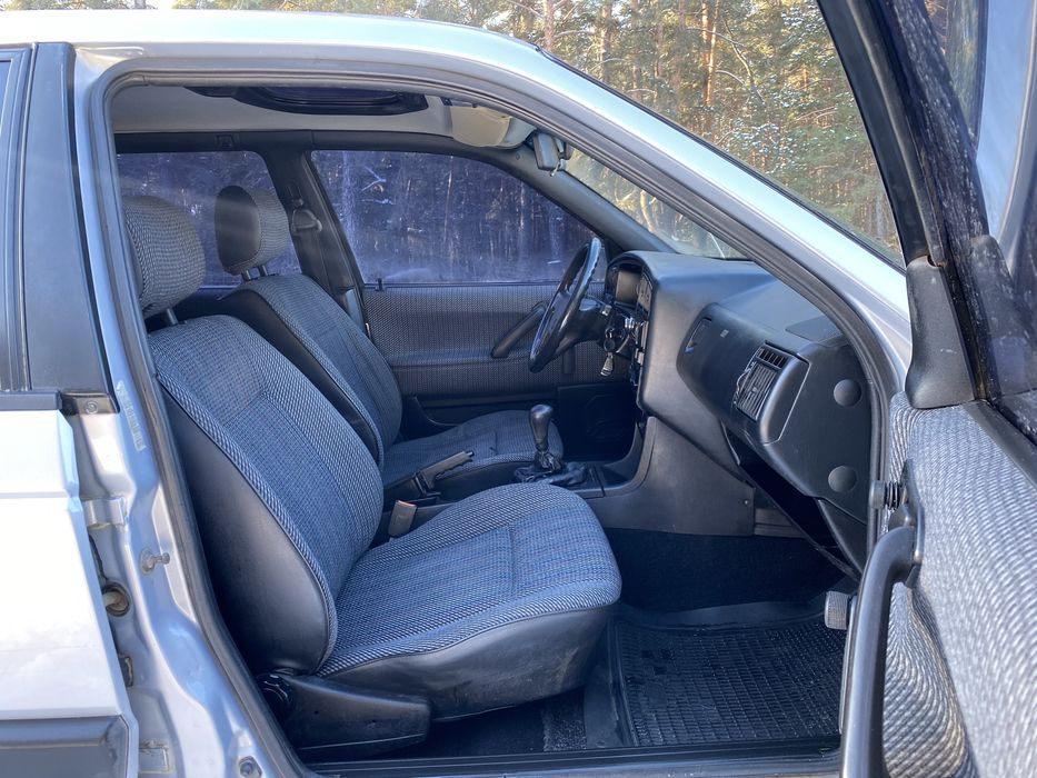 Volkswagen Passat B3 original універсал рідна фарба фольксваген пассат