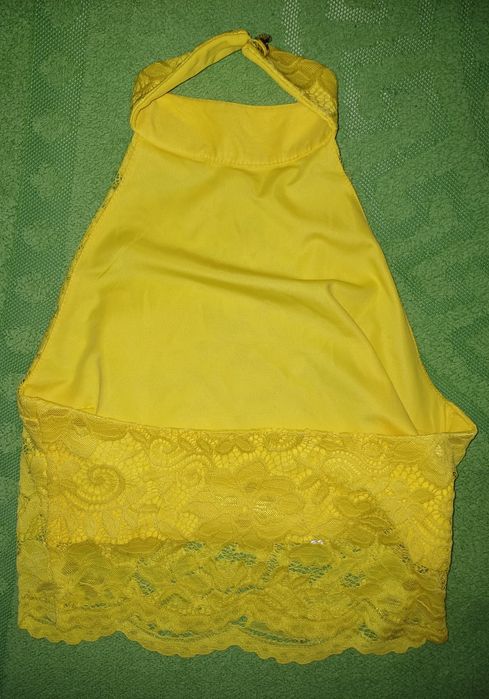 Літній яскравий костюм 2-ка топ і спідниця
топ і спідниця


Майже нови