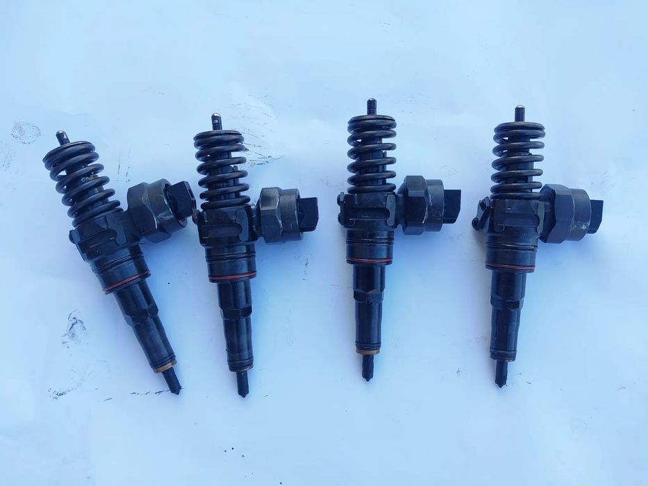 Pompowtrysk Pompowtryski Audi A3 A4 A6 Volkswagen Passat Golf Touran Skoda Octavia Superb Fabia Seat Alhambra Leon Toledo 1.9 TDI 115KM 038130073F AJM GWARANCJA