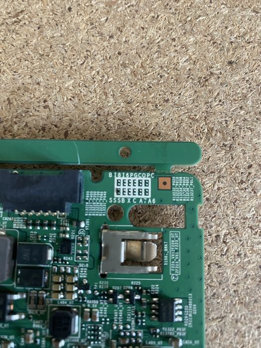 Sprzedam bn41 z tv samsung ue55ru7172u płytę główną.