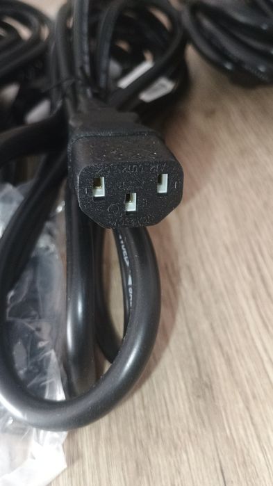 Kable zasilające do komputera. 3m. 13 sztuk