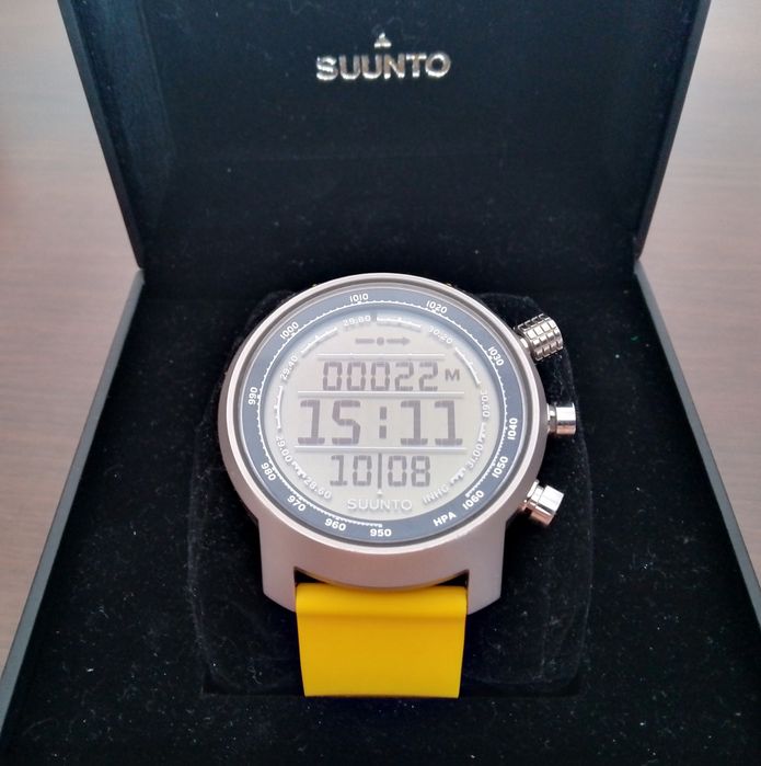 Suunto  Elementum Terra Yellow Stalowy Jasny