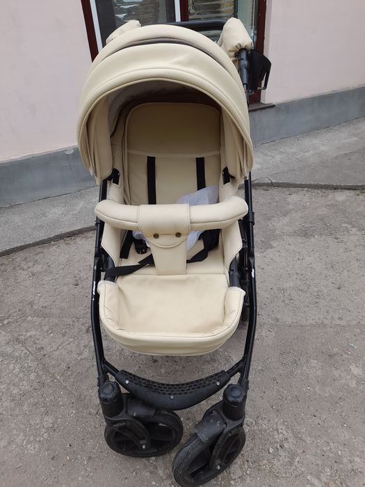 Продам дитячу коляску