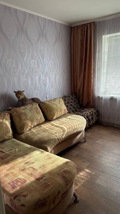 Здається в довгострокову оренду 3-кімнатна квартира.