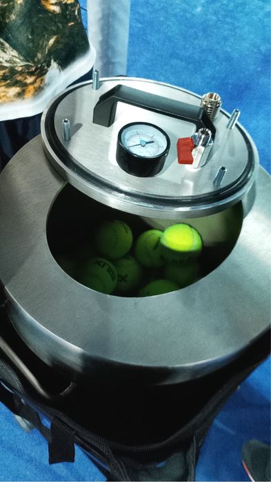 Pressurizador de bolas de padel