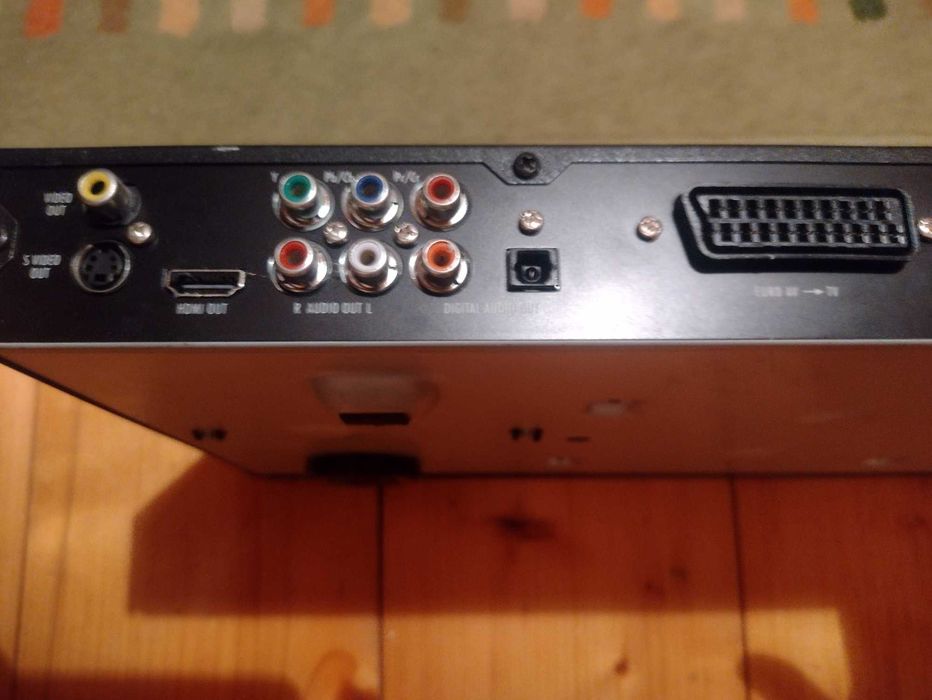 Odtwarzacz DVD GRUNDIG GDP3760