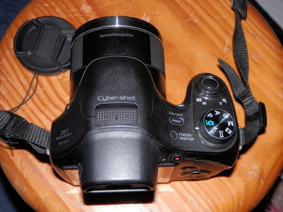 Sony H400 63x zoom