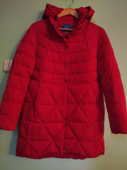Жіноча куртка. Стан ідеальний