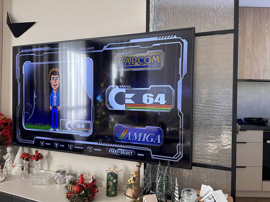Retro konsola 4k, 41 tys gier, ps1, amiga, atari, C64, 2 pady