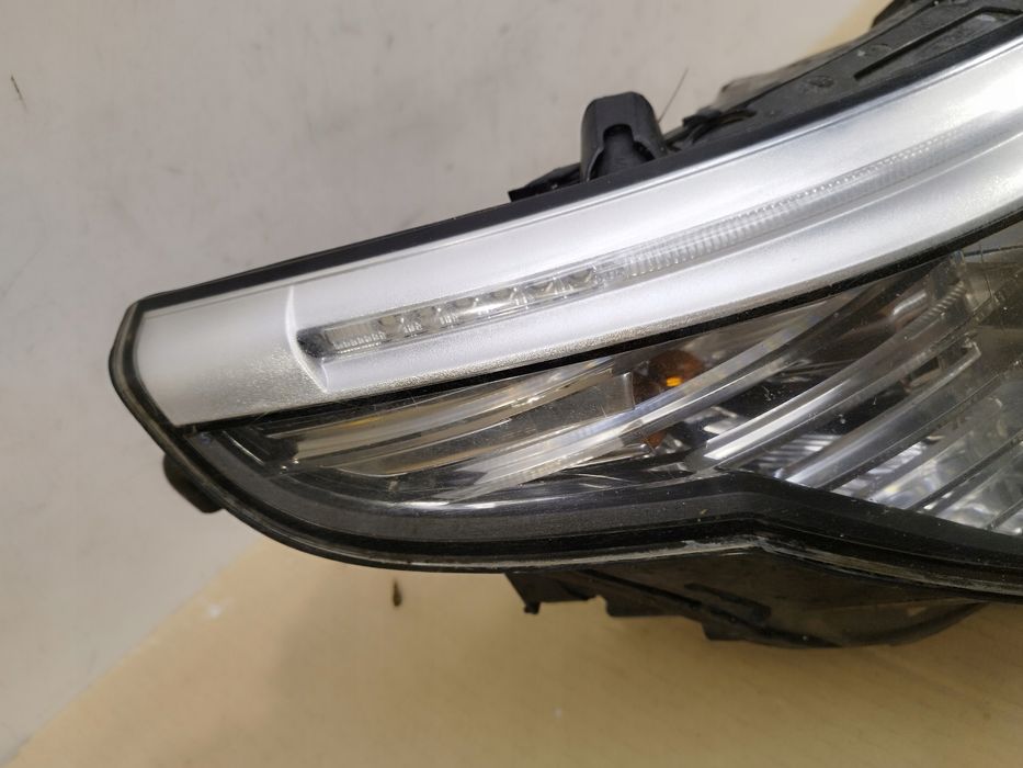 lampa prawa prawy przod bmw 5 e60 e61 lift lata 2007-2010