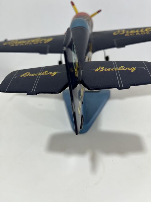 Avião bibliot promocional