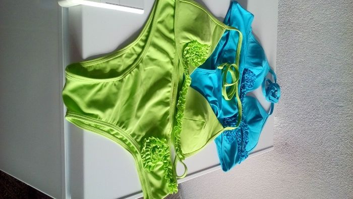 Na piscina ou na Praia? Sinta-se bem com estes biquinis L/XL!