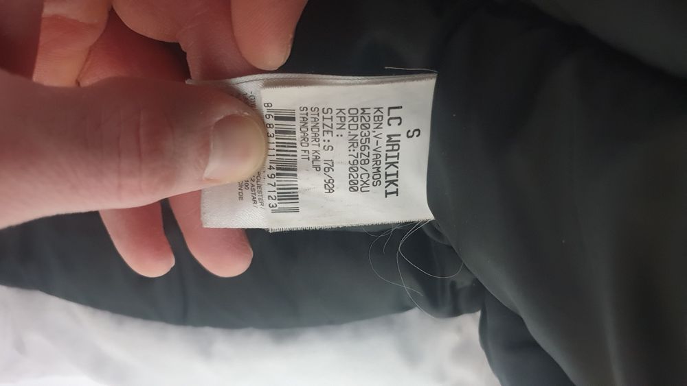 Продам куртку зимню білу Waikiki