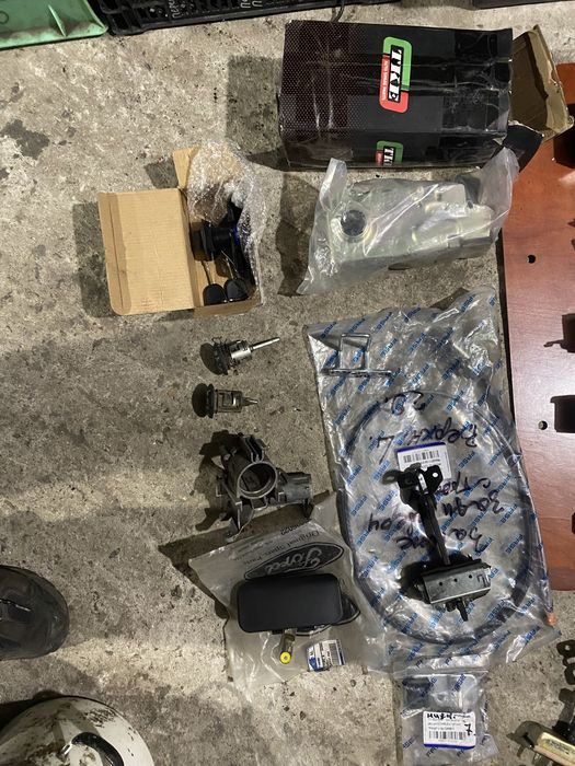 Замок боковой двери ремонт задний Форд Транзит продажа новые замки