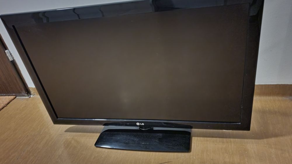 Telewizor LG 42 LD450 FULL HD