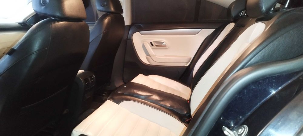 Фольксваген СС 2010 року