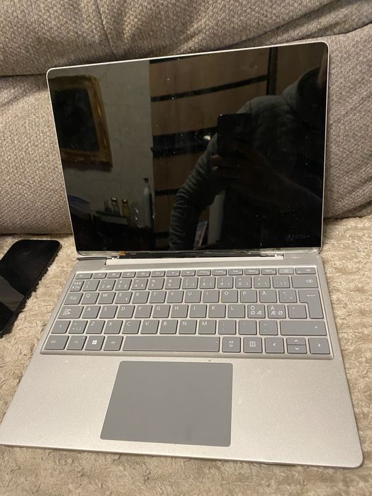 Laptop Microsoft Surface Go 2 ( Model 2013)