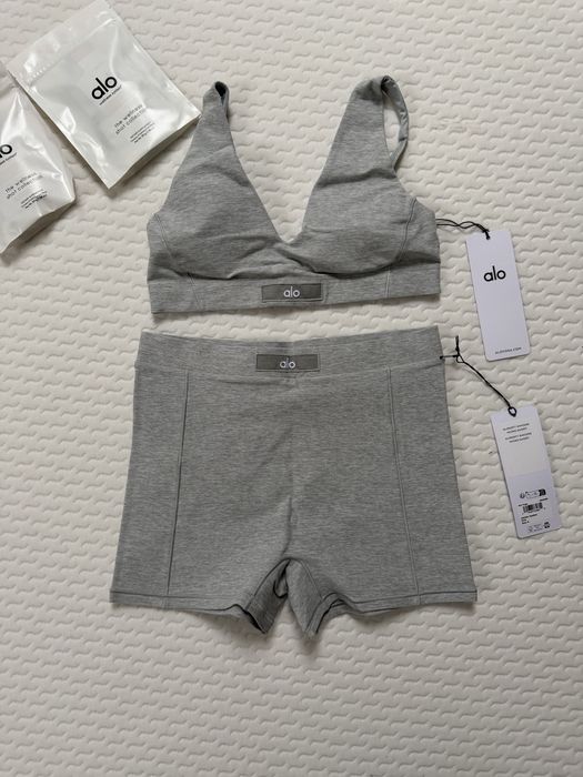 Оригінальний комплект Alo Yoga Alosoft Sincere • Grey • S