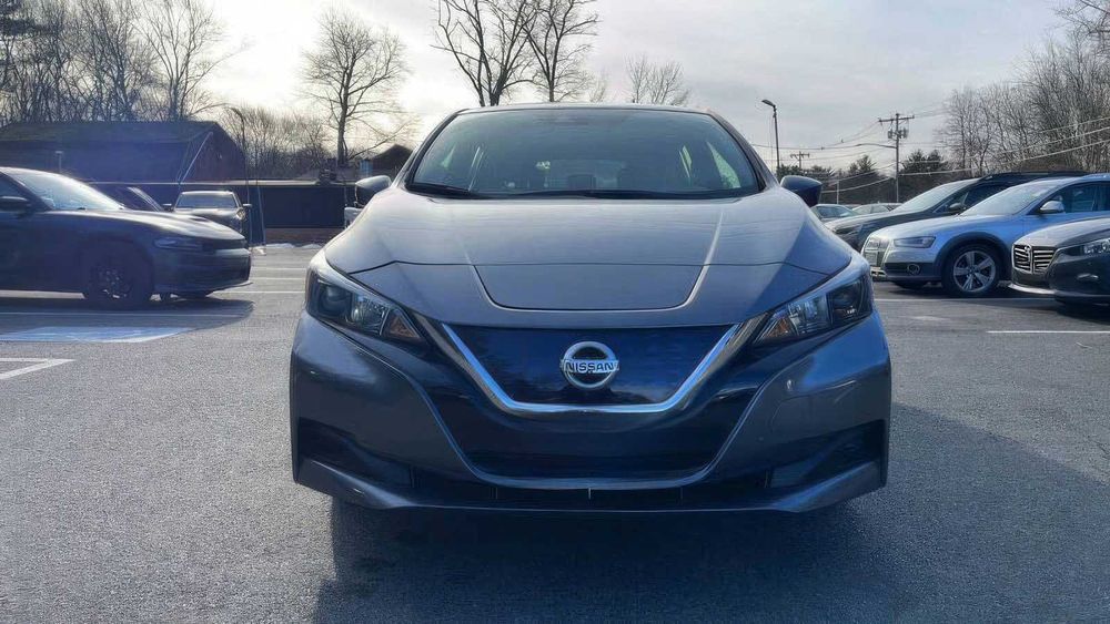 Nissan LEAF S      2022