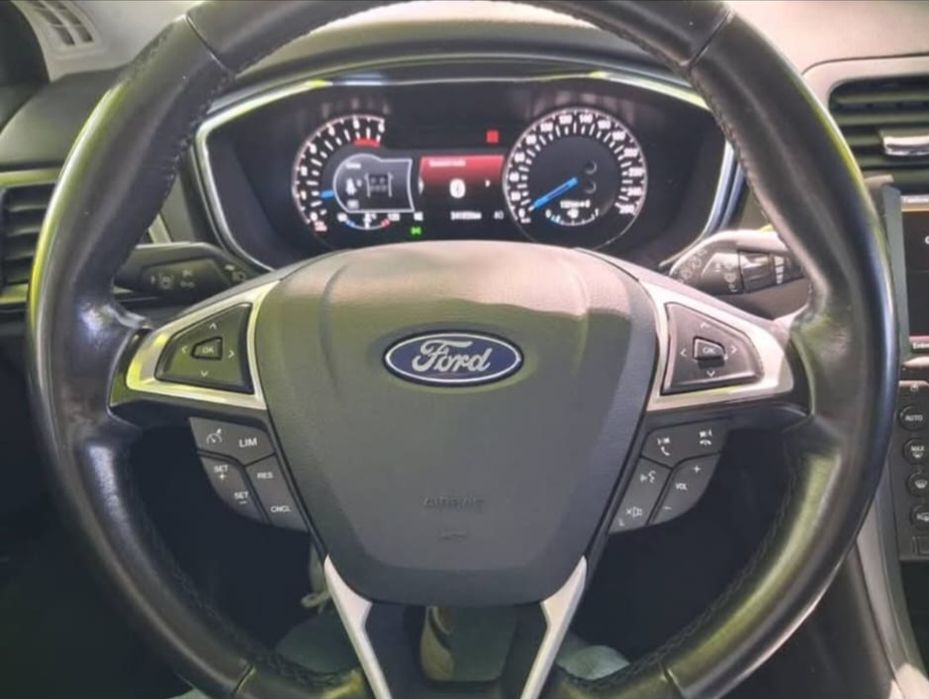 Ford Mondeo SW — fotografia 7