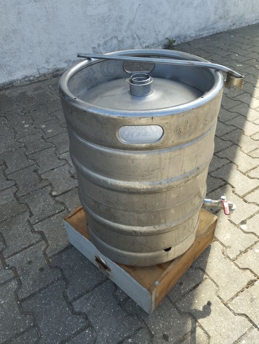 Cuba inox 50 litros com torneira e chave de aperto em aço inoxidável
