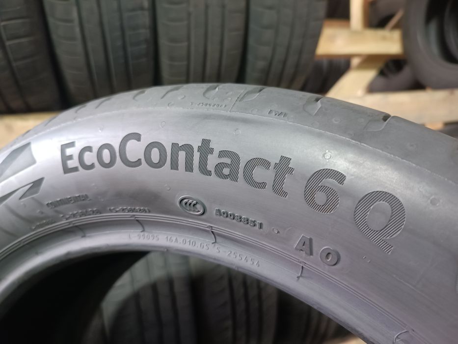 Літні шини CONTINENTAL 215/50 R18 резина Р18