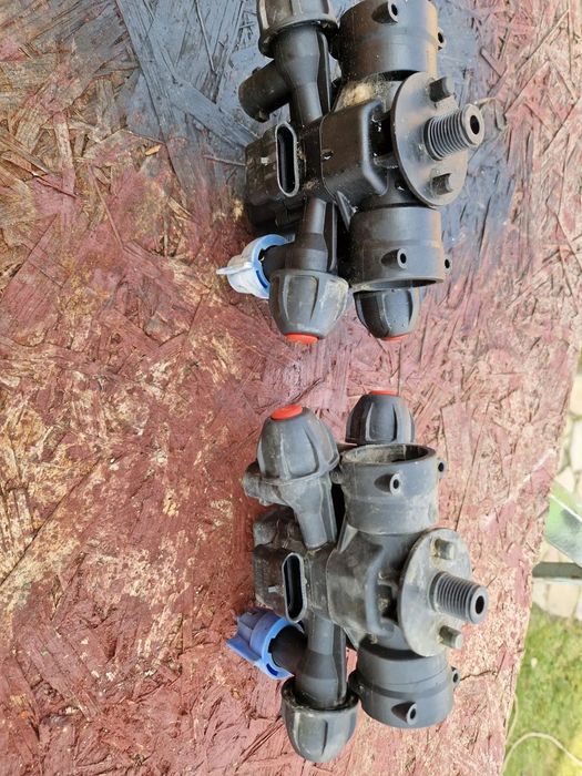 Głowica LED rozpylacza AMAZONE Amaselect z silniczkiem + rozpylacz