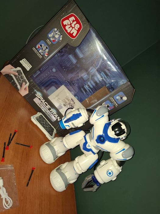 Robot zabawka dla dzieci