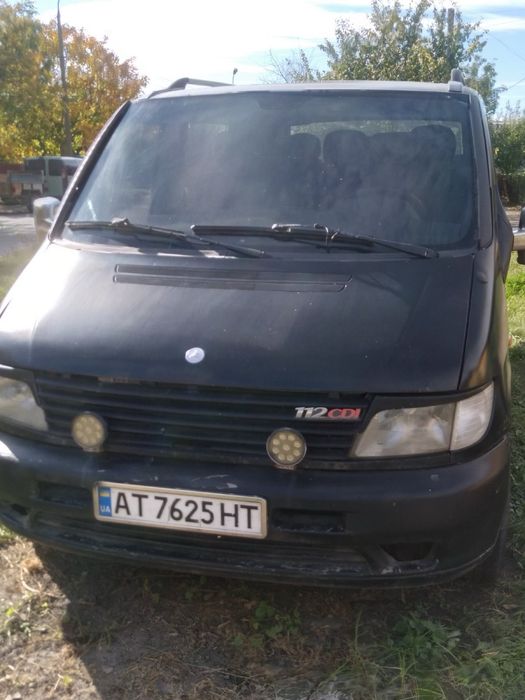 Мерседес віто,  2 ,3 дизель, пробіг 300000, 1998 року,  вантажопасажирський 6 плюс 1 .Теофіполь,  ціна 2700уо