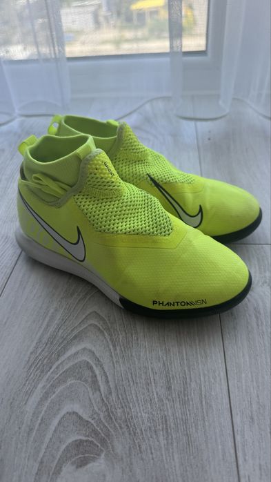 Футзалки nike phantom vision 34 розмір