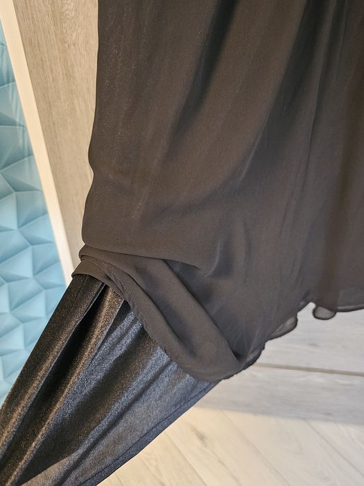 Długa Sukienka wieczorowa sylwestrowa czarna Monnari