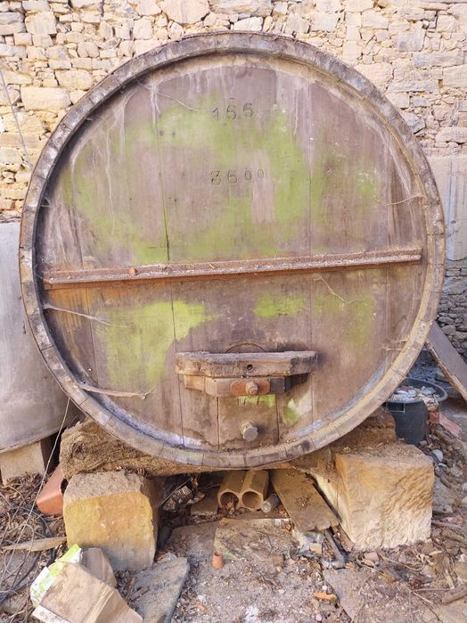Tonel em madeira - 3.600 L